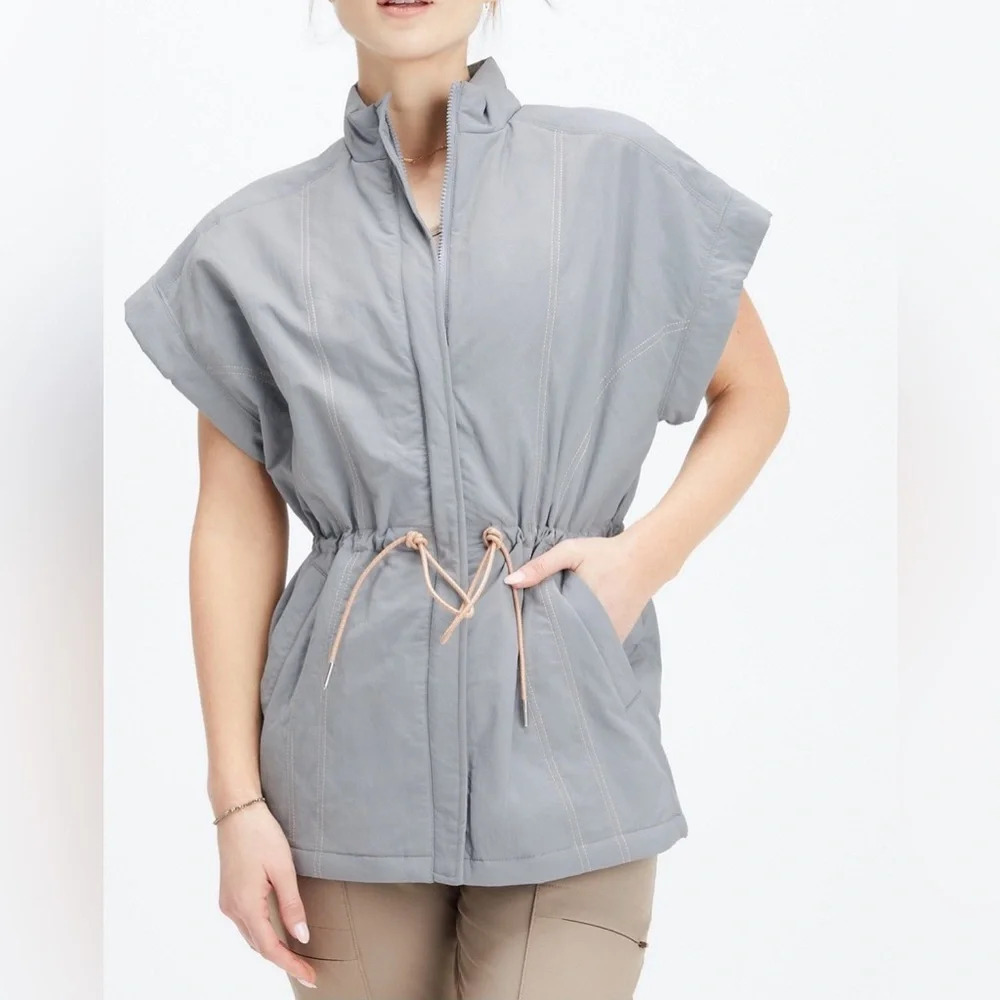 Fabletics Riley Woven Trapunto Zip Up Vest Sz XL NWT